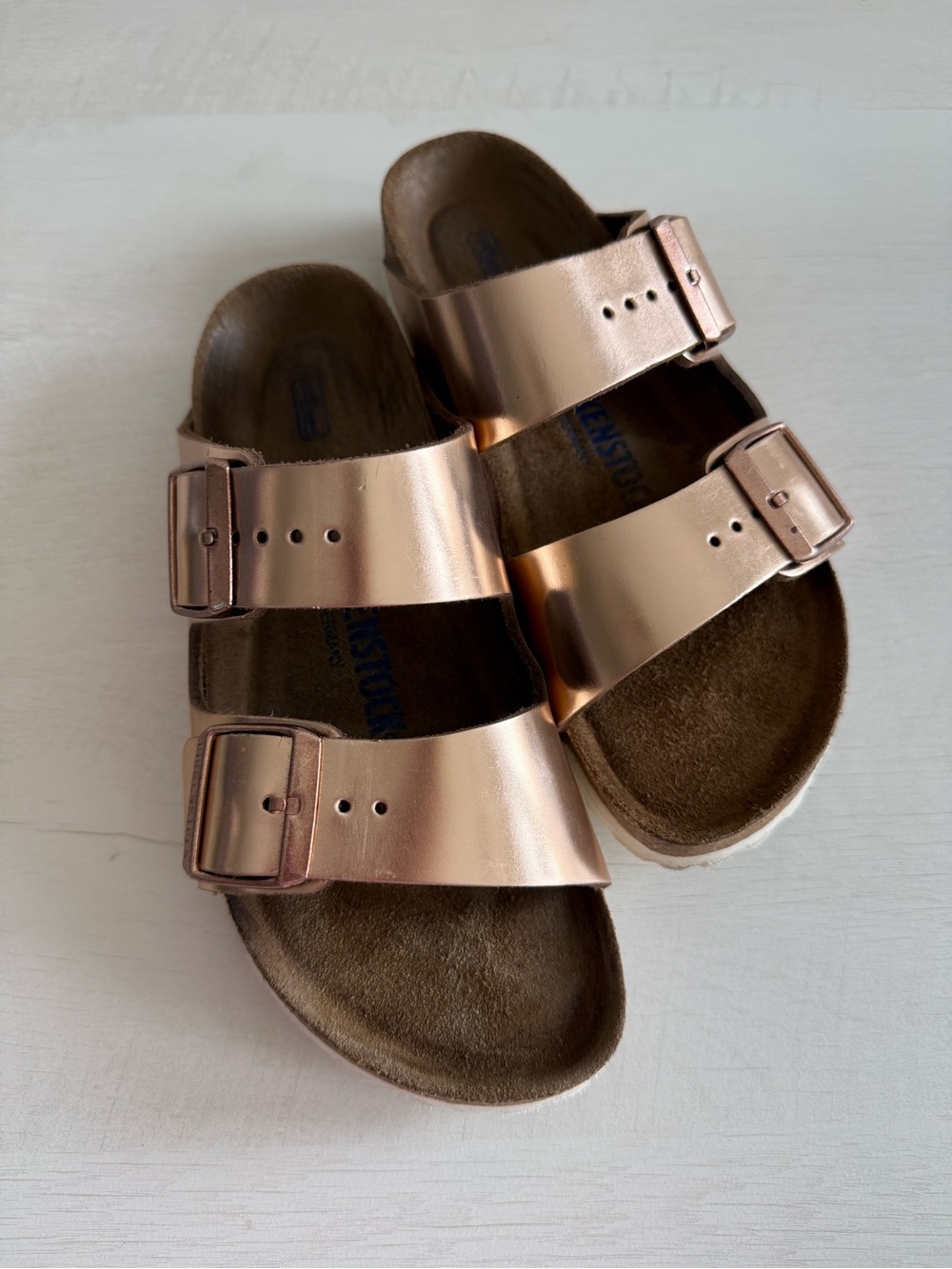 Birkenstock Arizona Metallic Bronze Rose Gold Double Strap Sandals EU 37 Narrow - Picture 1 of 8